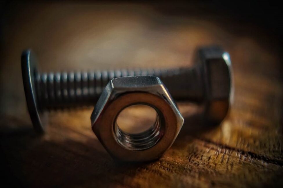 Odkręcanie zgodnie z ruchem ręki